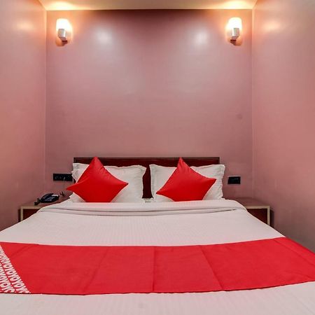 Oyo 16871 Anant Home Stay Shillong Exterior foto