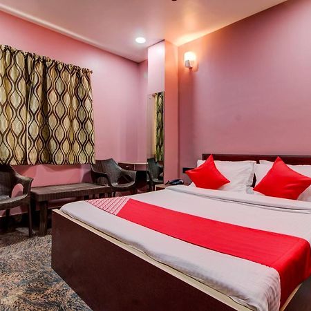 Oyo 16871 Anant Home Stay Shillong Exterior foto